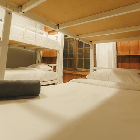Agga Cnx Hostel Chiang Mai Buitenkant foto