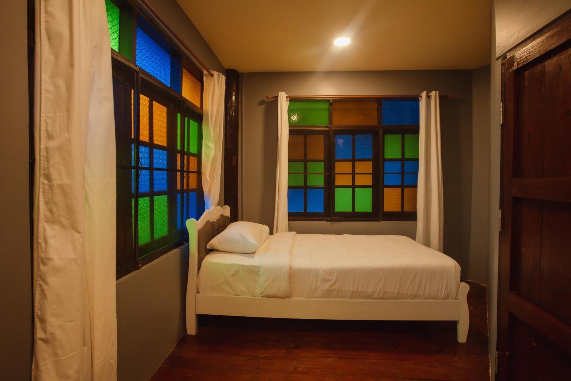 Agga Cnx Hostel Chiang Mai Buitenkant foto