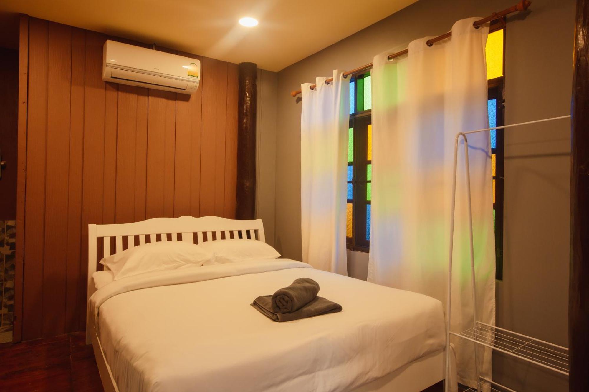 Agga Cnx Hostel Chiang Mai Buitenkant foto