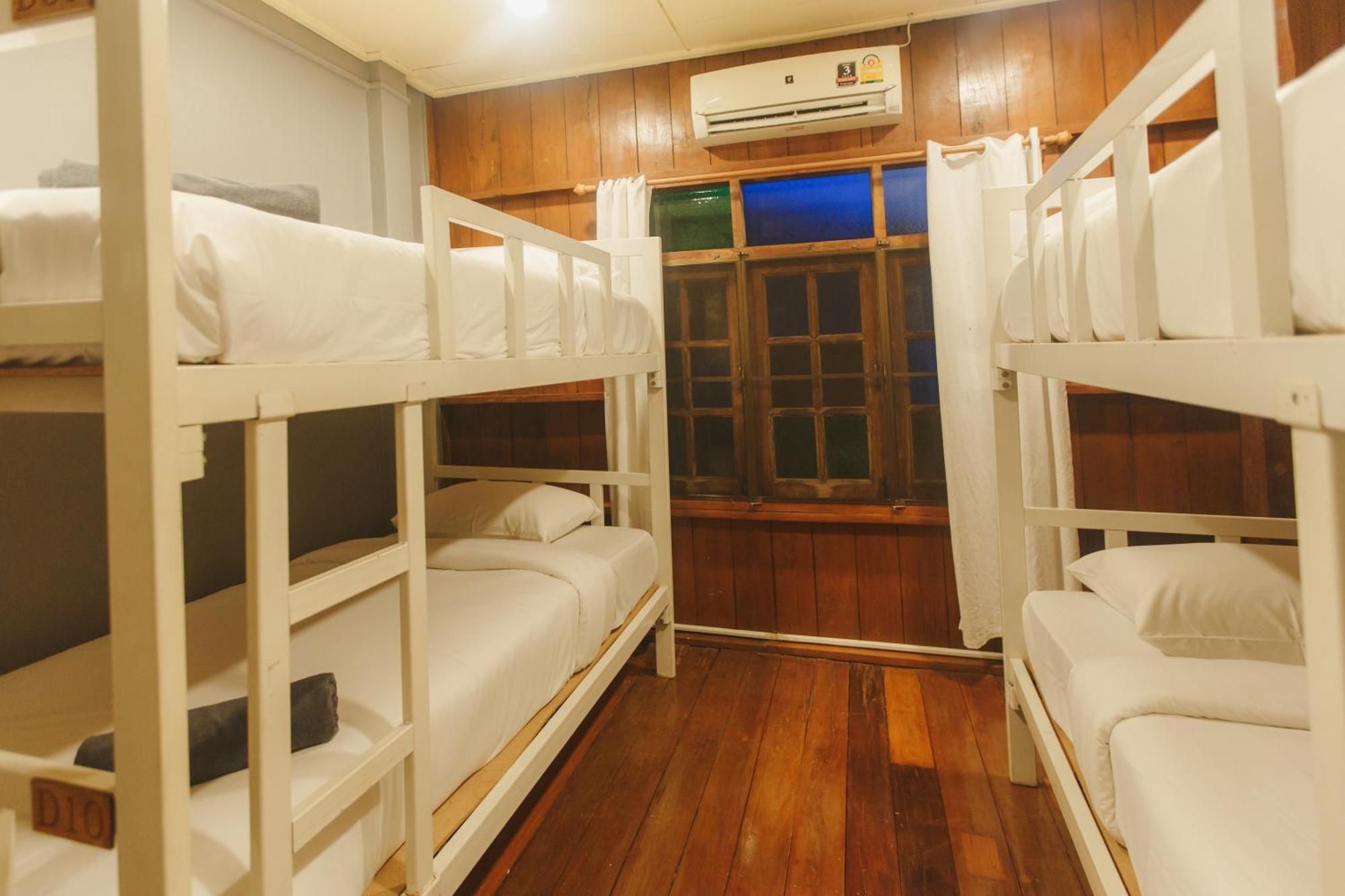 Agga Cnx Hostel Chiang Mai Buitenkant foto
