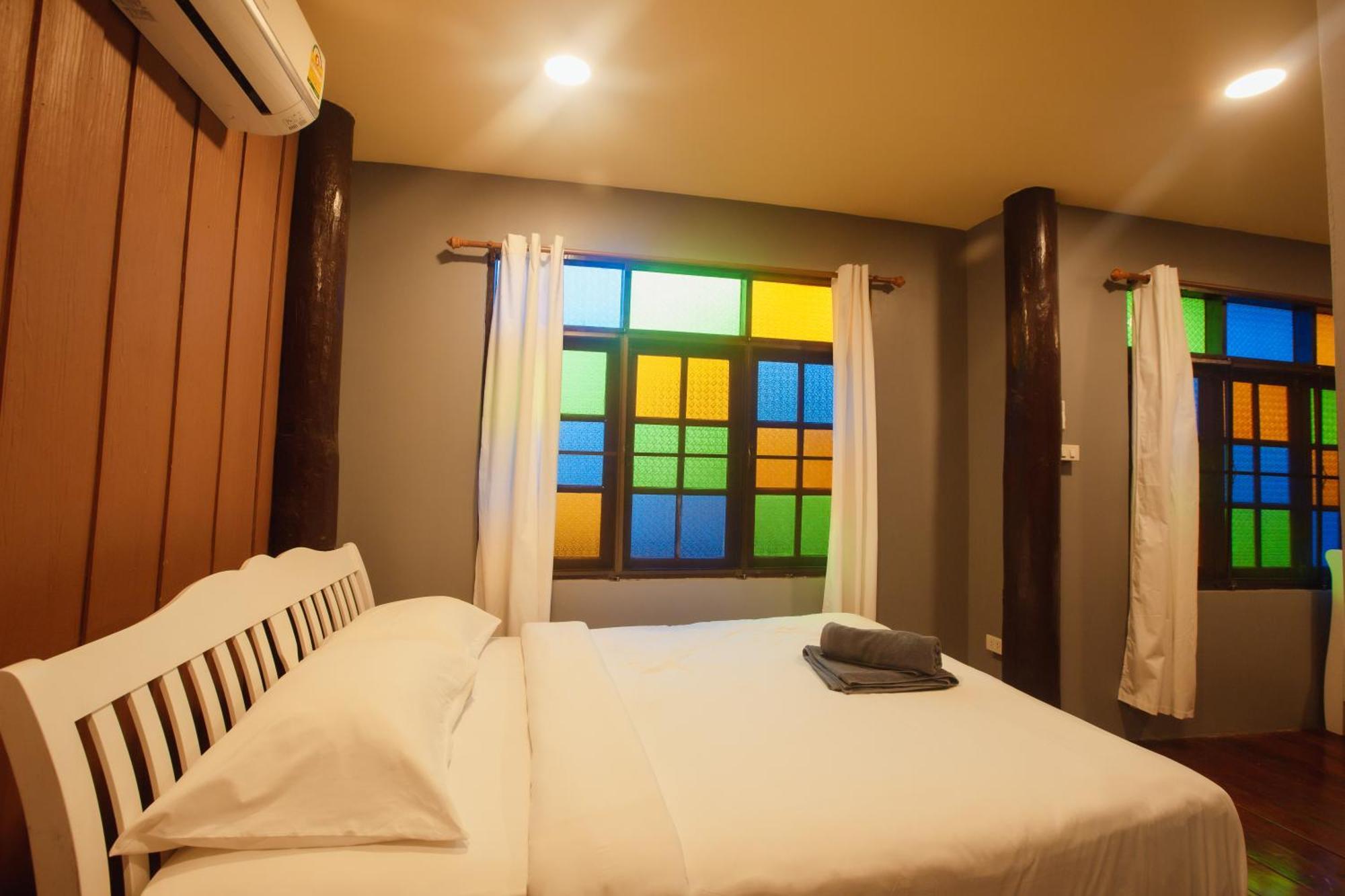 Agga Cnx Hostel Chiang Mai Buitenkant foto