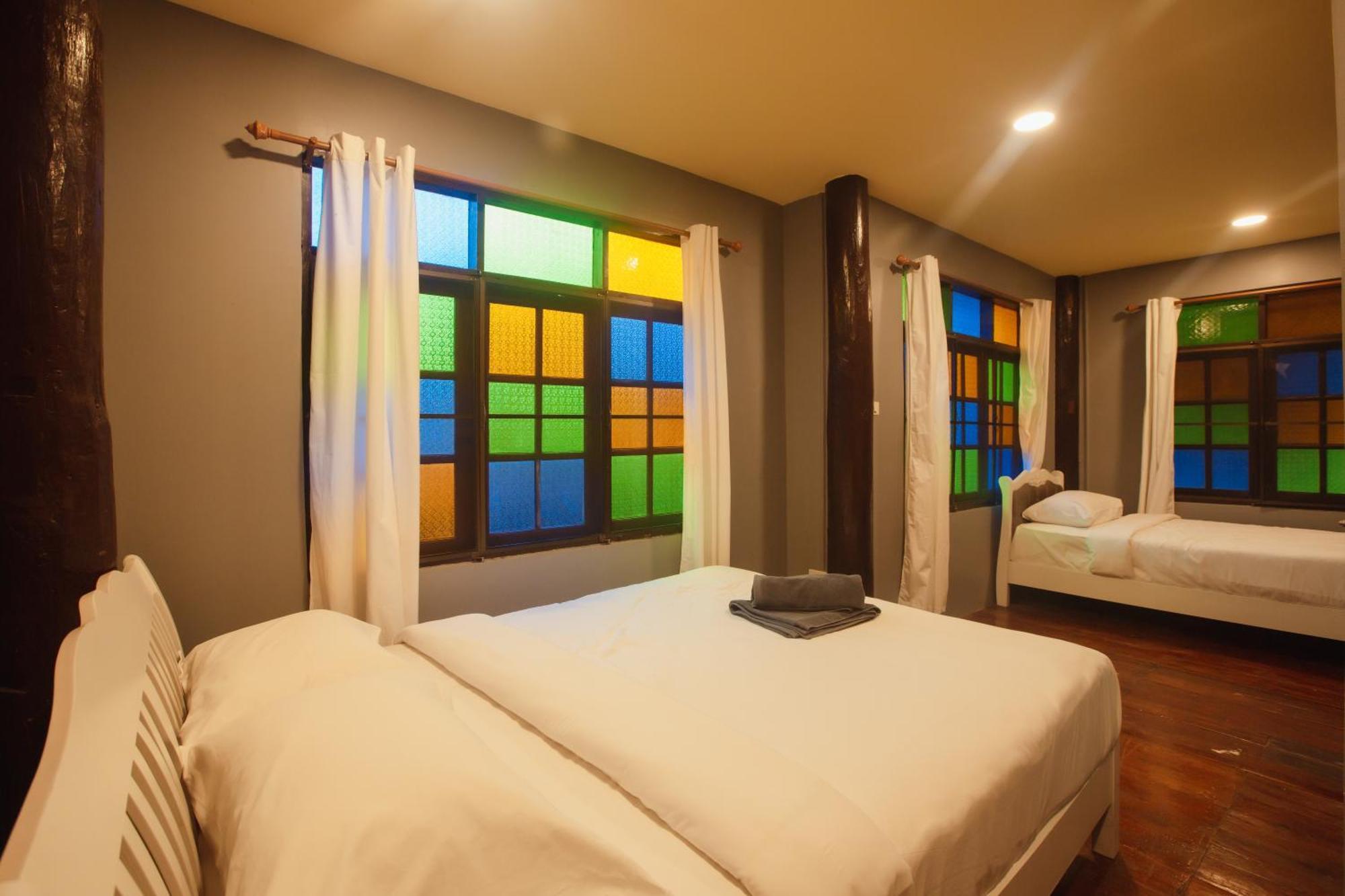 Agga Cnx Hostel Chiang Mai Buitenkant foto