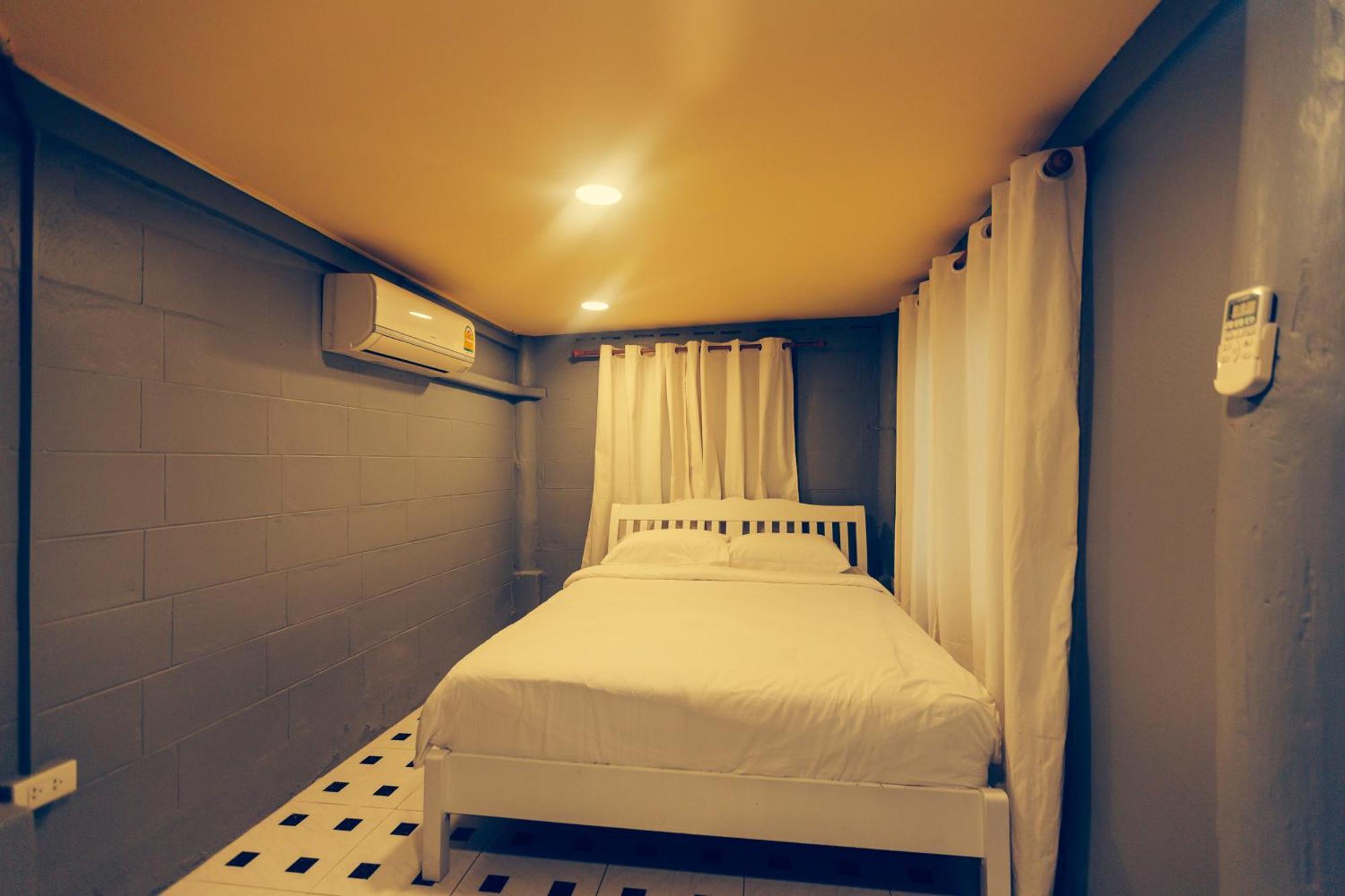 Agga Cnx Hostel Chiang Mai Buitenkant foto