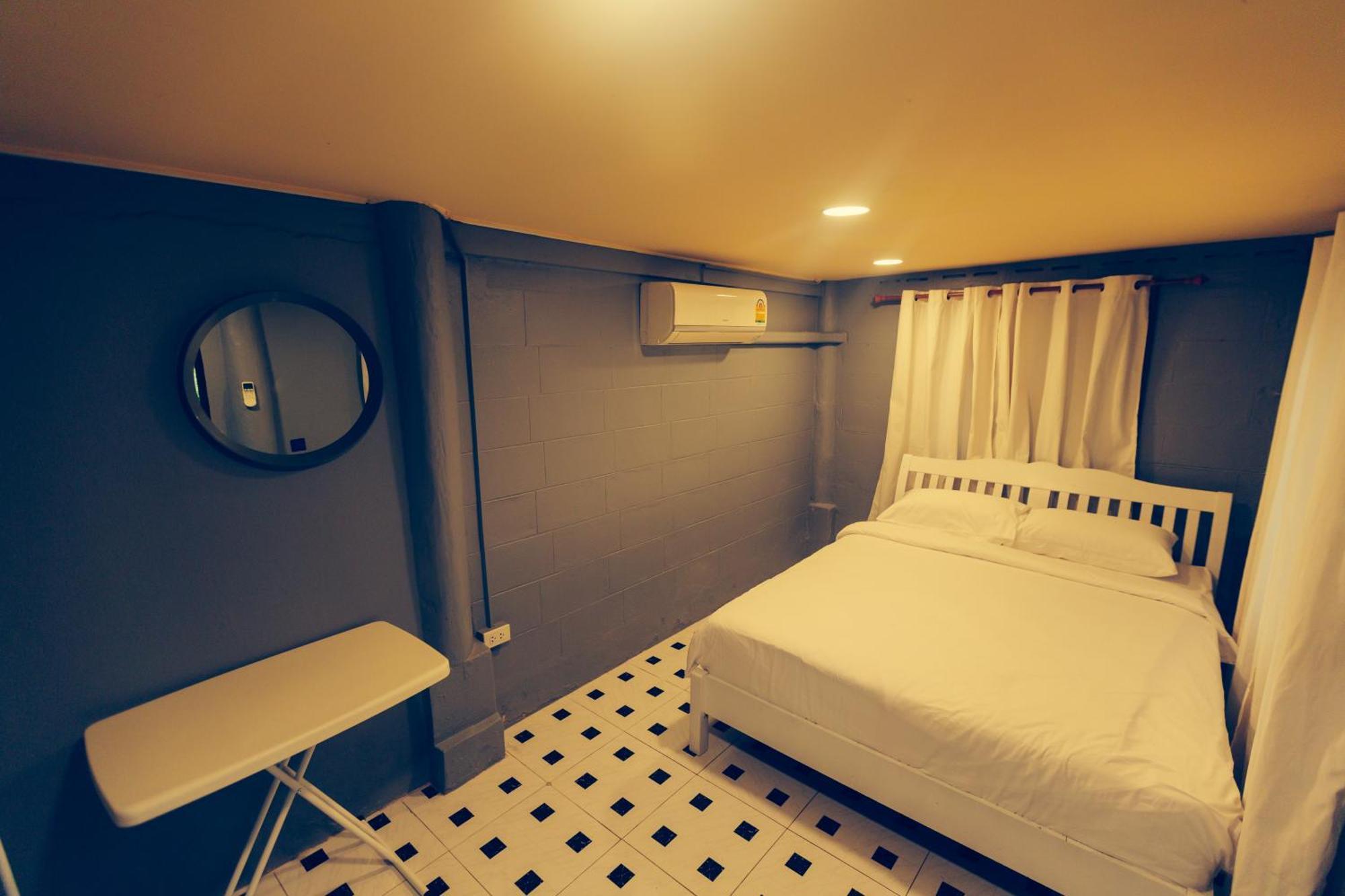 Agga Cnx Hostel Chiang Mai Buitenkant foto