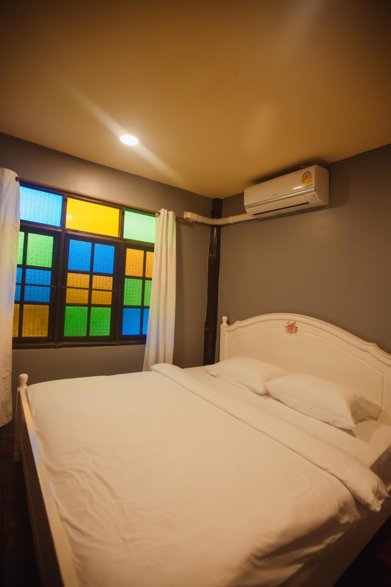 Agga Cnx Hostel Chiang Mai Buitenkant foto