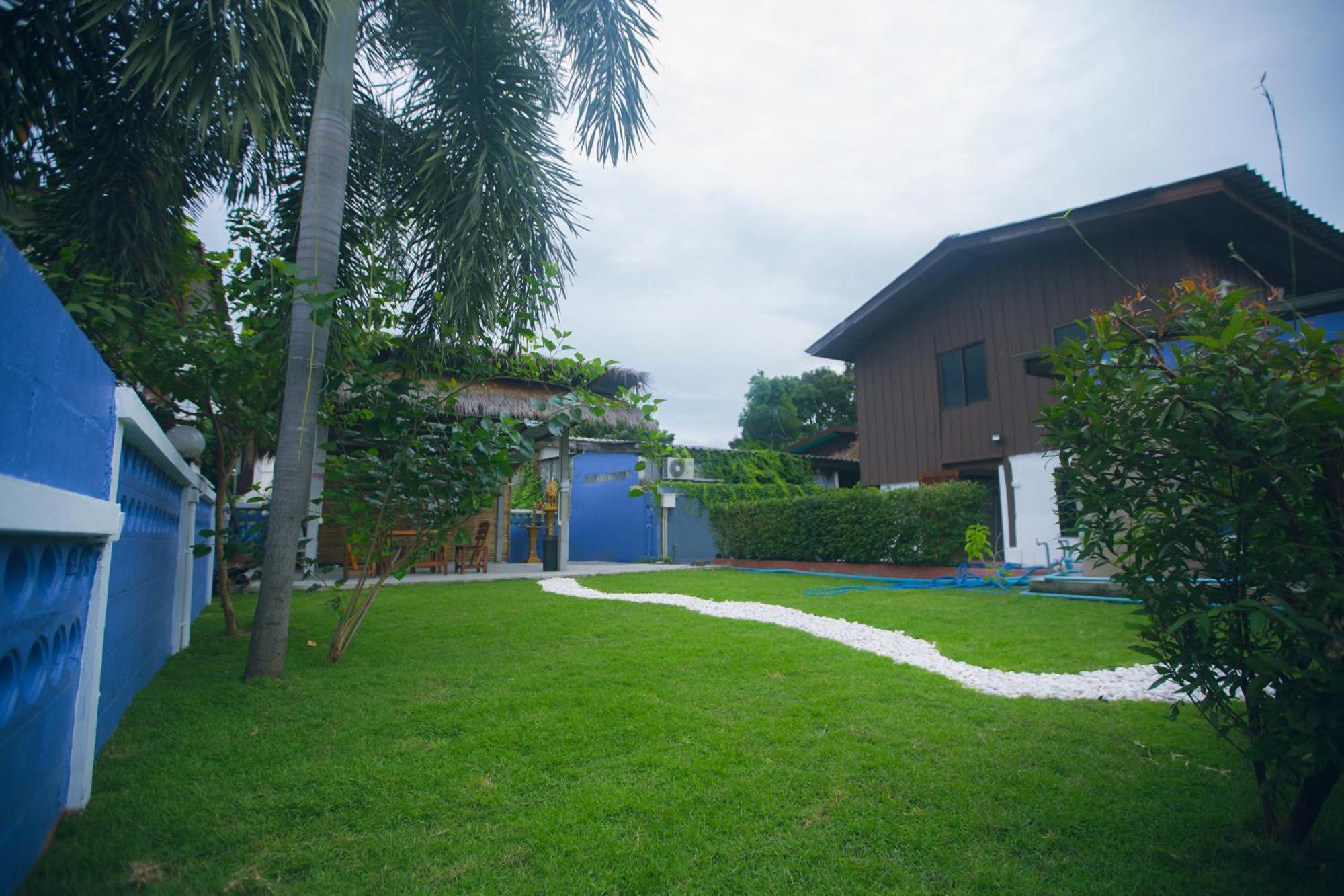 Agga Cnx Hostel Chiang Mai Buitenkant foto