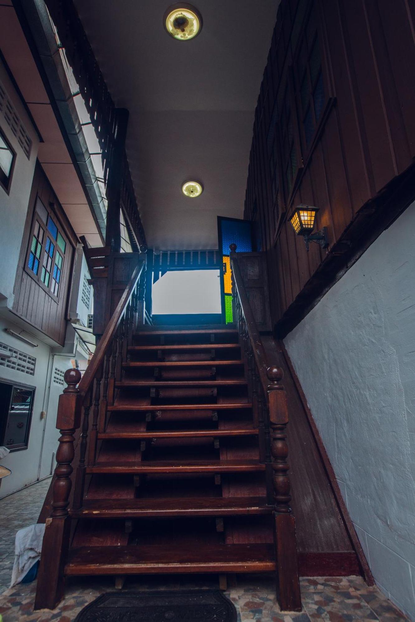 Agga Cnx Hostel Chiang Mai Buitenkant foto